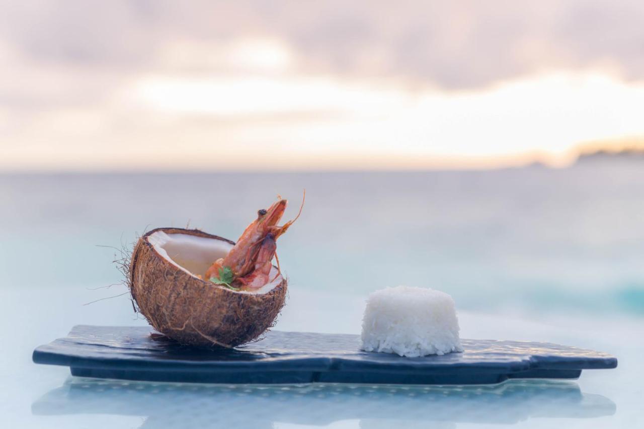 Malahini Kuda Bandos Resort Hulhumale Ngoại thất bức ảnh Coconut and shrimp