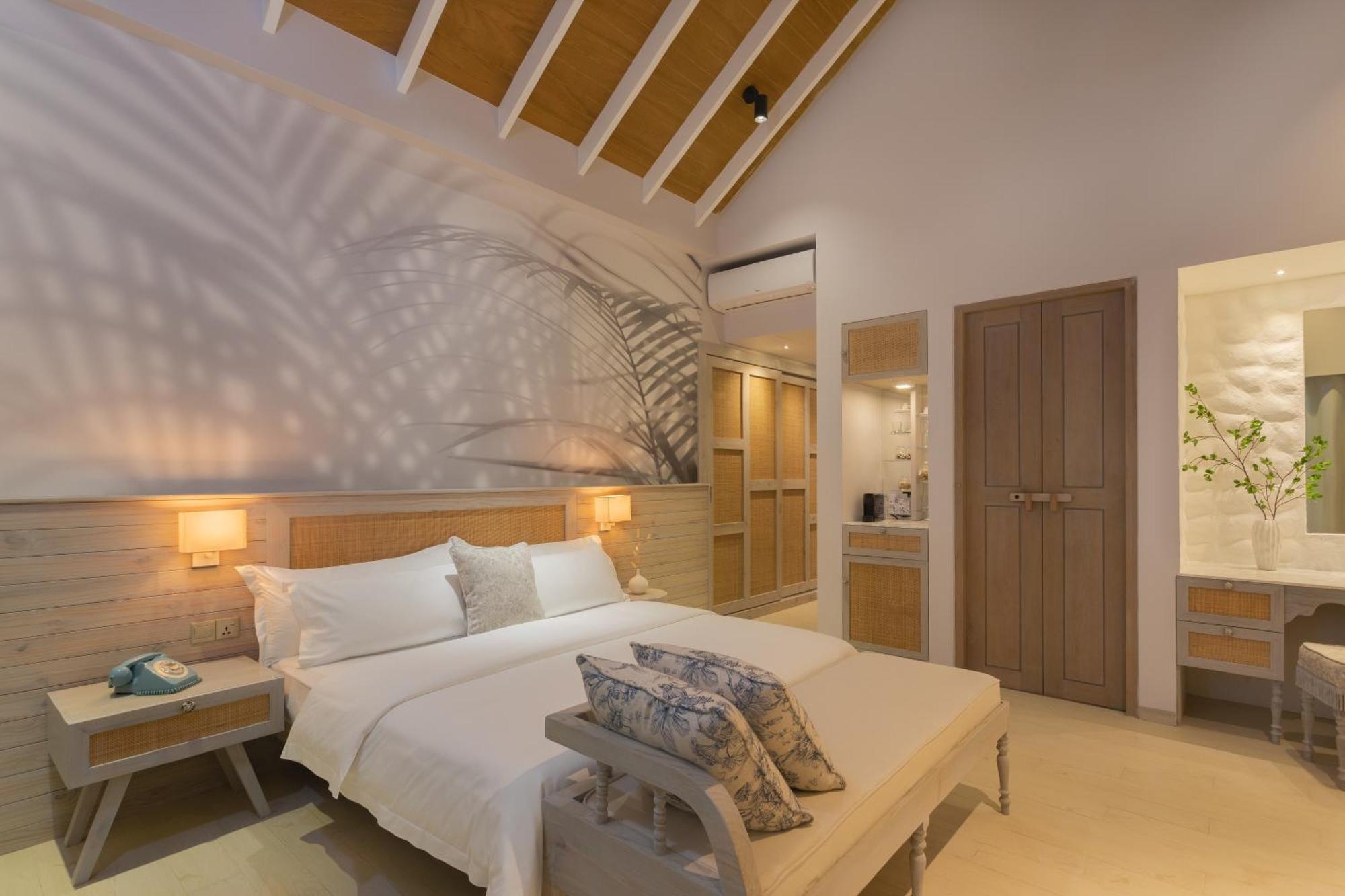 Malahini Kuda Bandos Resort Hulhumale Ngoại thất bức ảnh A bedroom
