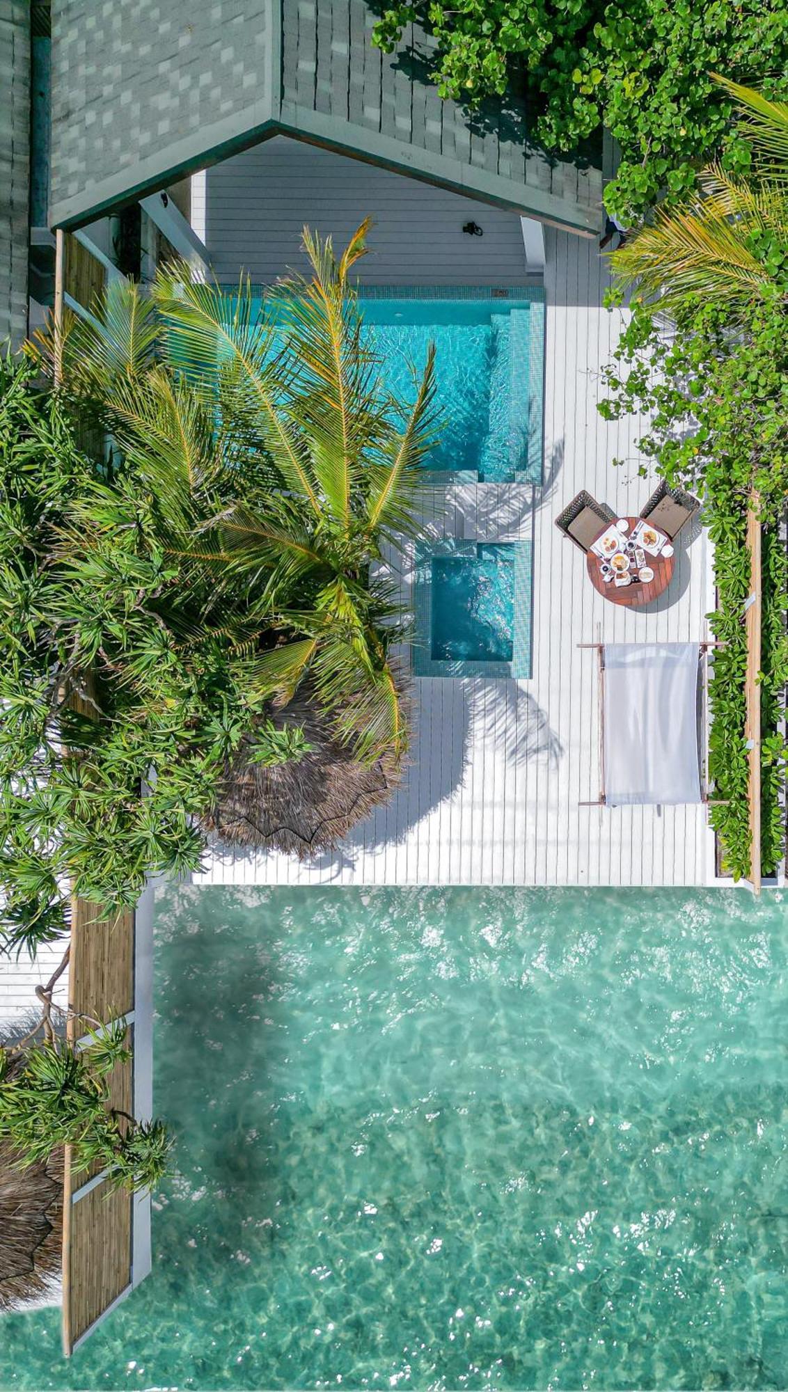Malahini Kuda Bandos Resort Hulhumale Ngoại thất bức ảnh The pool at the hotel
