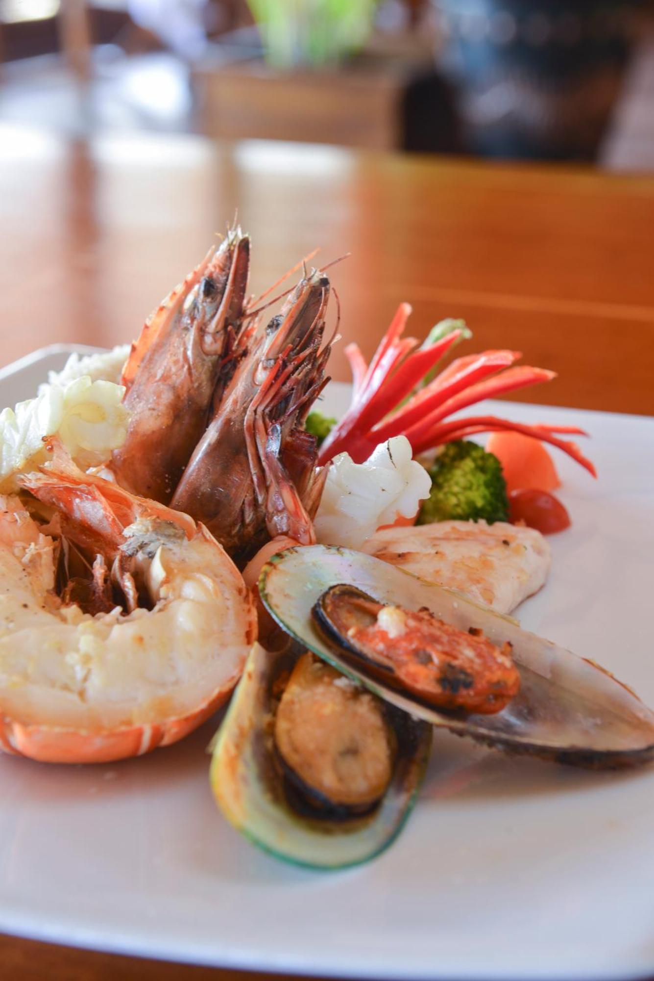 Malahini Kuda Bandos Resort Hulhumale Ngoại thất bức ảnh Seafood